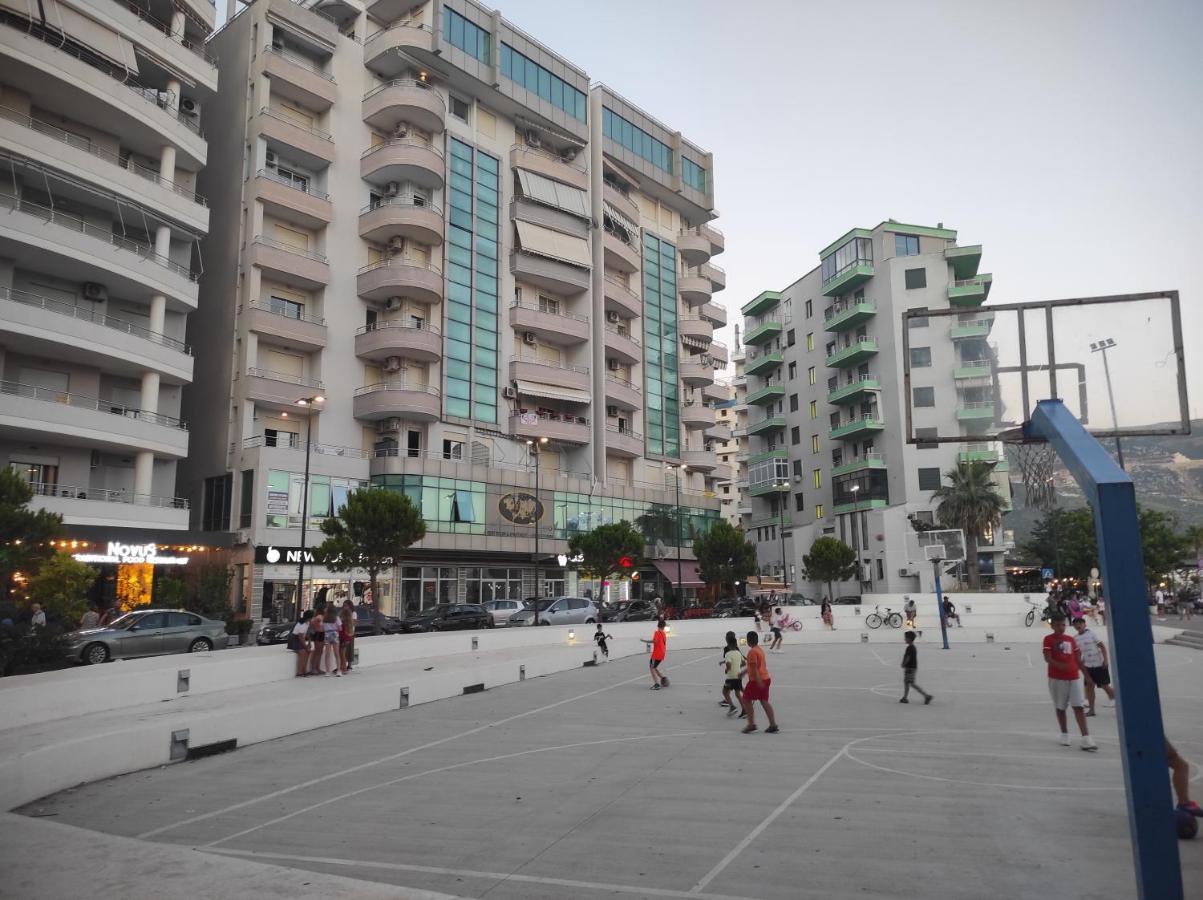 Coastal Retreat - Beach Apartment Vlore Luaran gambar