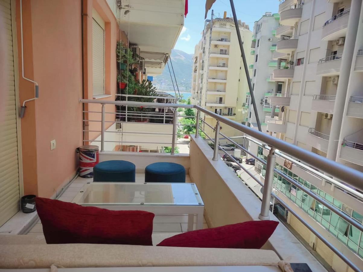 Coastal Retreat - Beach Apartment Vlore Luaran gambar